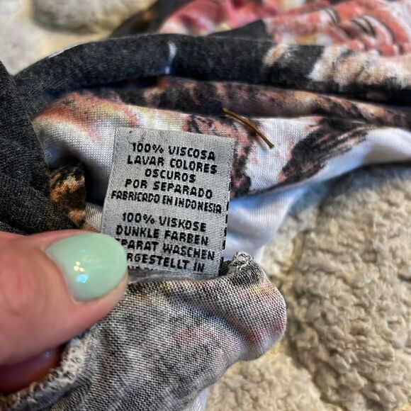 RELIGION graphic tee 🔥 NWT 🔥 Y2K 🔥 small - Picture 8 of 8